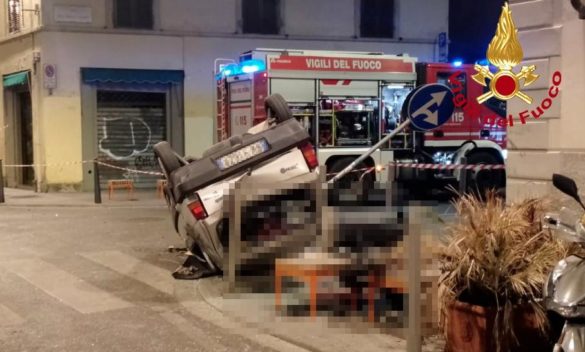 Giovane automobilista travolto e ucciso da moto rubata in contromano, tragedia a Firenze.