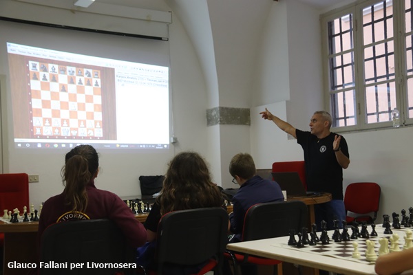 Giovanissimi scacchisti incontrano Sergej Kasparov - Livorno Sera