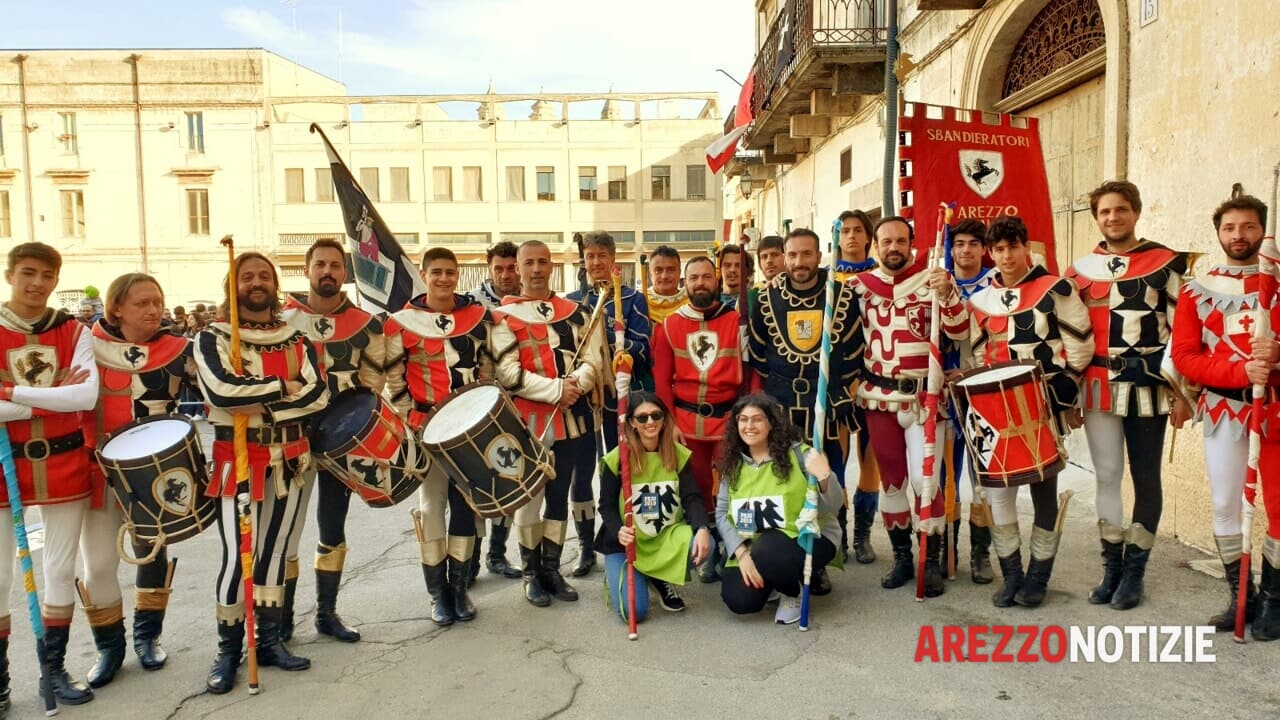 Gli Sbandieratori cercano nuove forze, Giorgini vuole portare Arezzo nel mondo.