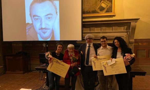Gli infermieri di Siena premiano studenti meritevoli.
