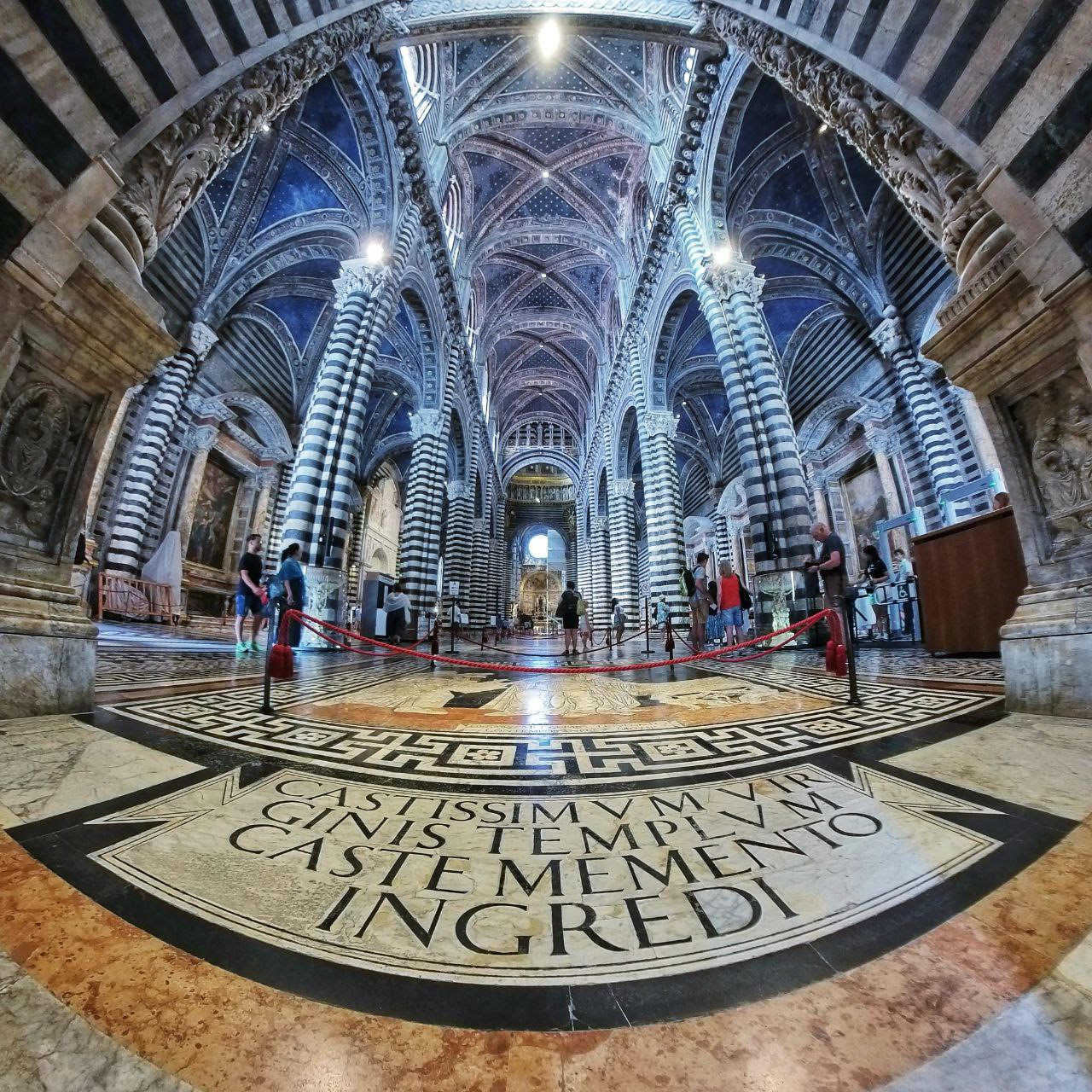 Il Duomo di Siena, il pavimento alchemico dell'arte.