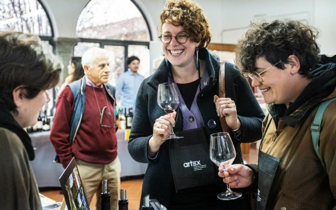 Il gusto toscano al Conventino, artigianato, vini e sapori in Firenze. Ingresso libero.