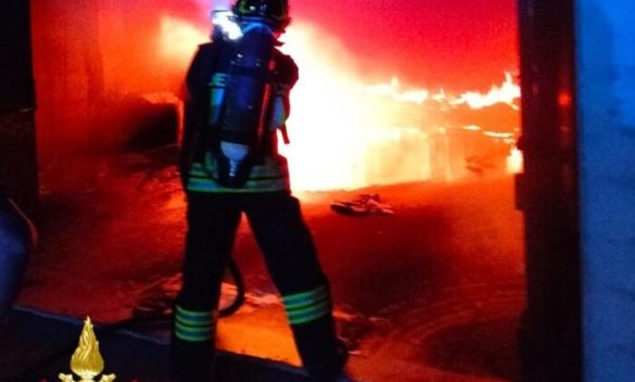 Incendio nel settore pronto moda di Prato senza vittime