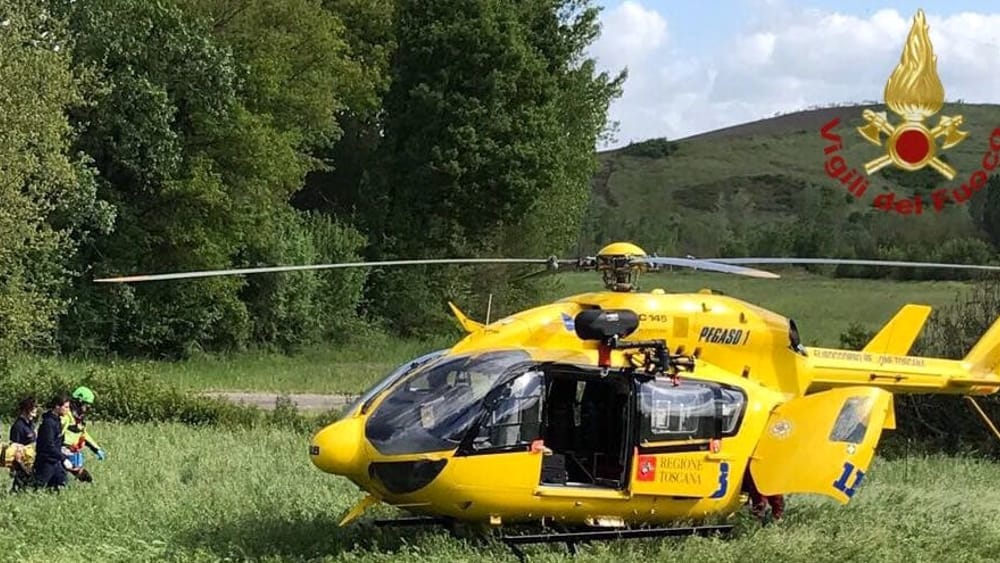 Incidente di caccia fatale nei boschi, morto nel tragico evento