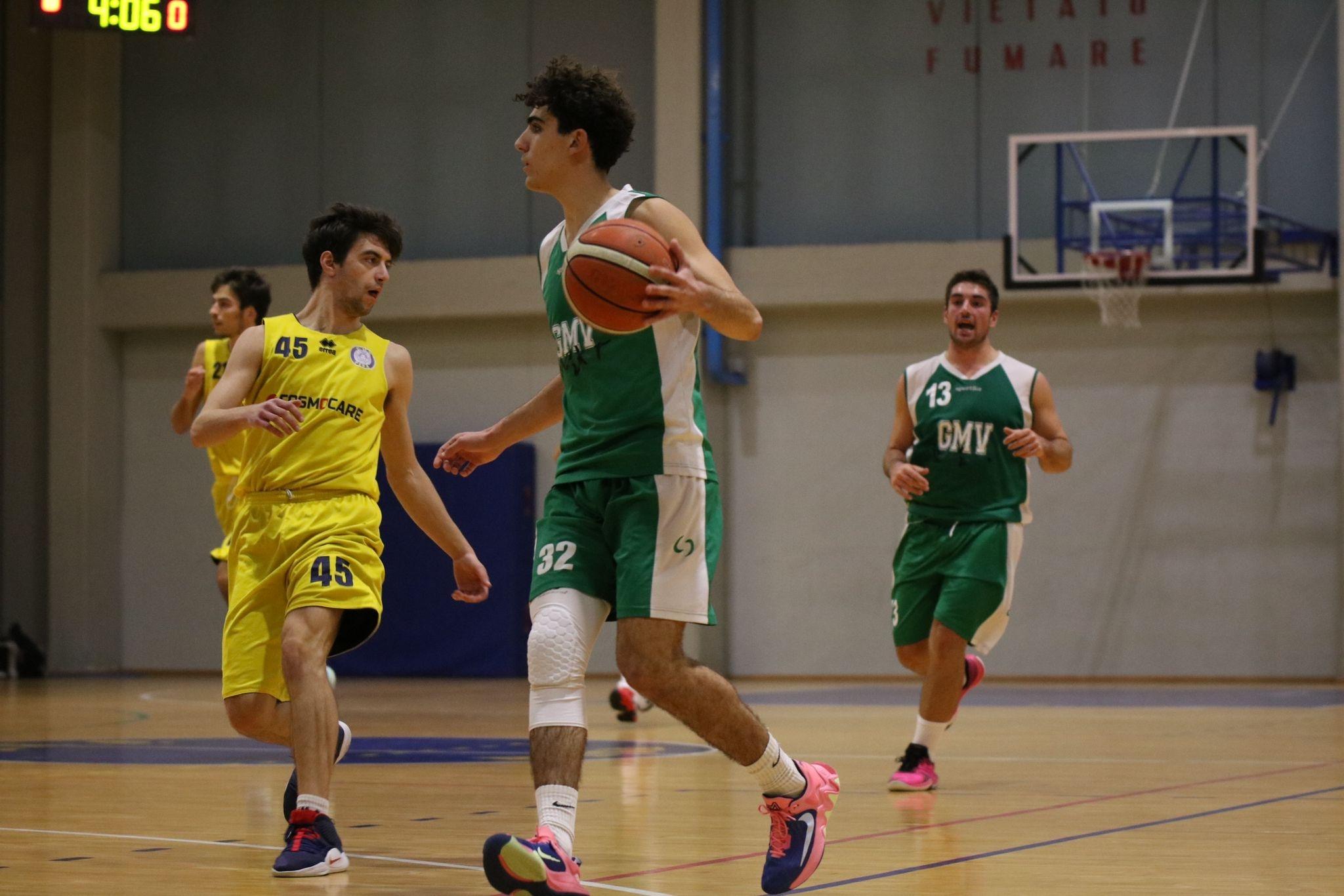 Inizia il campionato regionale di basket Divisione 2 con il derby IES-Cus Pisa.