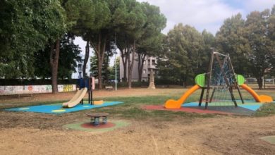 Innovativi giochi nel giardino di Via Don Facibeni a Casale, divertimento garantito.