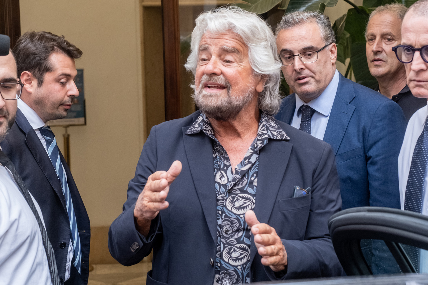 Livorno, assolto Beppe Grillo dall'accusa di aggressione a un giornalista.