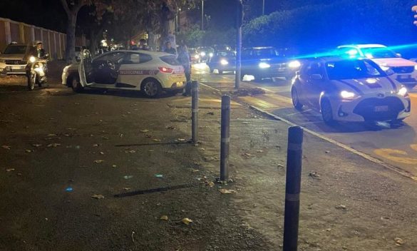 Livorno, fuga in scooter senza targa, arrestati dalla municipale.