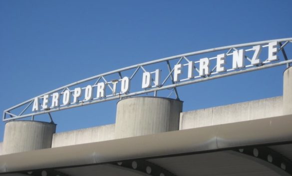 Manifestazione "Basta no!" sostiene il nuovo aeroporto di Firenze - TuttoSesto.