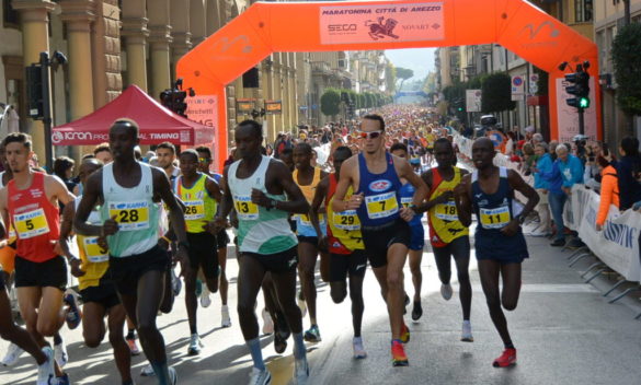 Maratonina Città di Arezzo, un festival africano sulla corsa