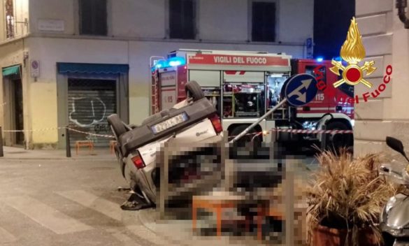 Incidente a Firenze, morto in via Gioberti durante scontro auto-moto