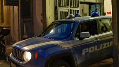 Nel centro di Prato, arrestato per molestie a tre donne in piazza.