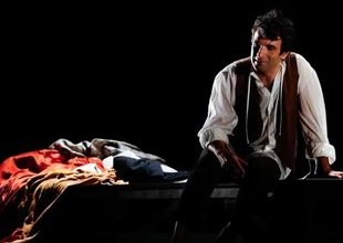 Nuova stagione al Teatrodante Monni, da Calvino ai "diavoli," un ricco programma di spettacoli.
