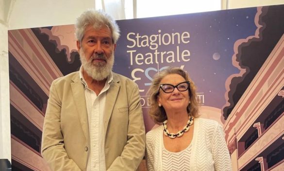 “Metaversi”, la nuova stagione dei Teatri di Siena si presenta: dai classici alla generazione Z, un cartellone di qualità