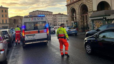 Piazza dei Mille, lite degenera, 30enne ferito a calci e pugni