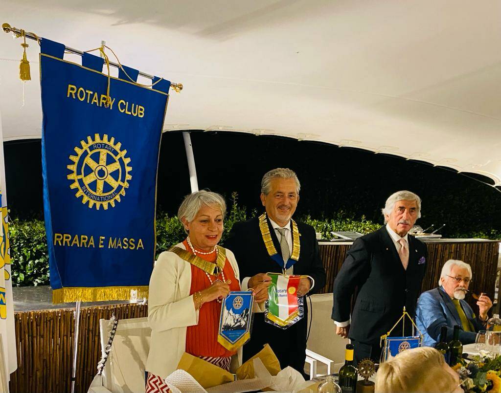 Primo incontro fra i Rotary Club di Roma e Carrara, gemellaggio a Montemarcello - La Spezia.