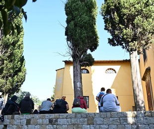 Quaranta senzatetto occupano ex convento delle Suore Stimmatine a Firenze.