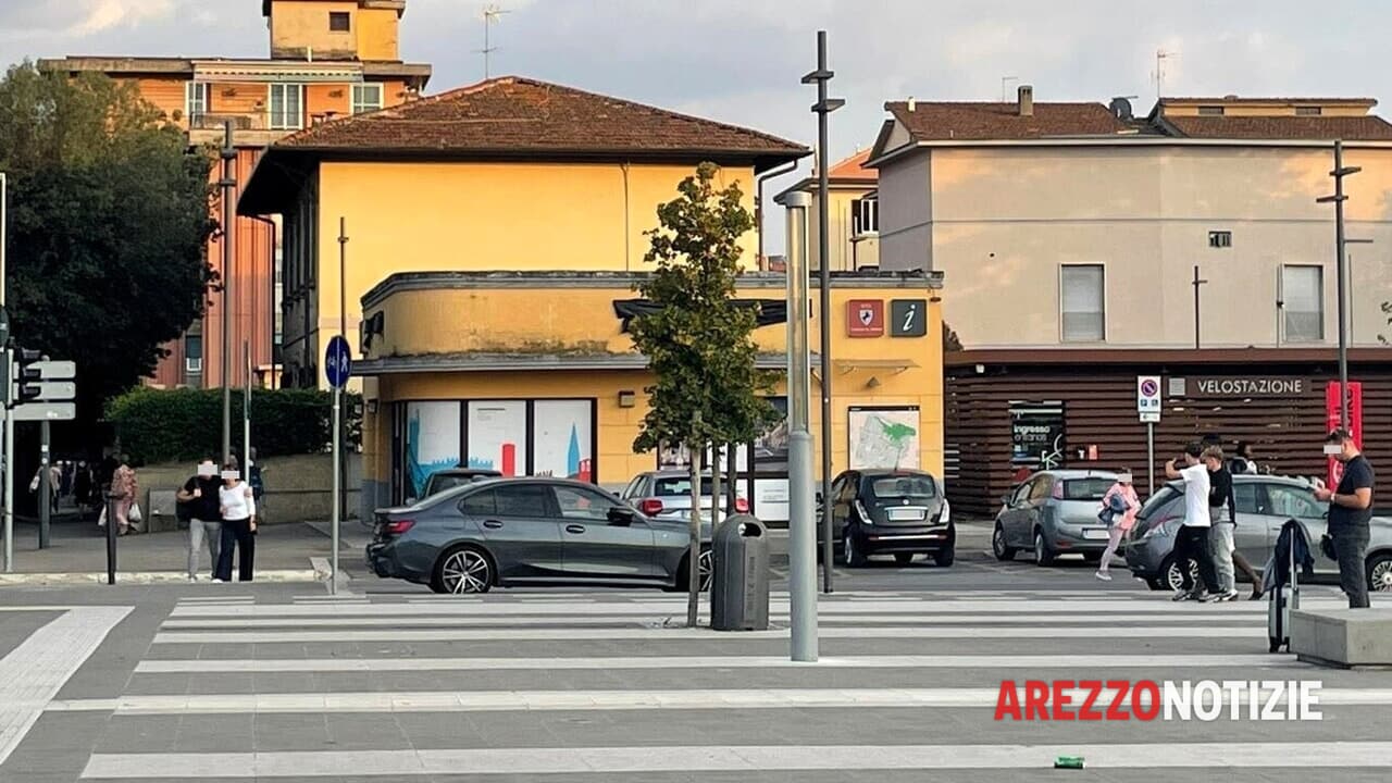 Riassumi questo titolo tra 55 e 65 caratteri Riapre dopo 5 anni l'info point alla stazione di Arezzo