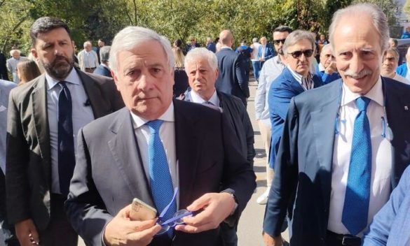 Riassunto, Tajani incontra Spalletti a Coverciano, lo nomina ambasciatore sportivo globale.