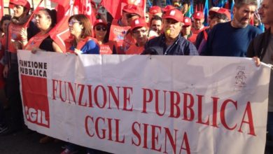 Sciopero dei lavoratori anche a Siena, protesta contro l'Ispettorato del lavoro.