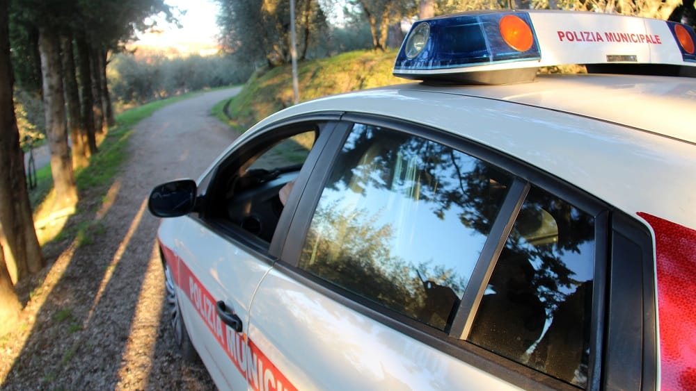 Scoperti giovani ubriachi al Pionta al posto di scuola, rischio sanzioni gravi.