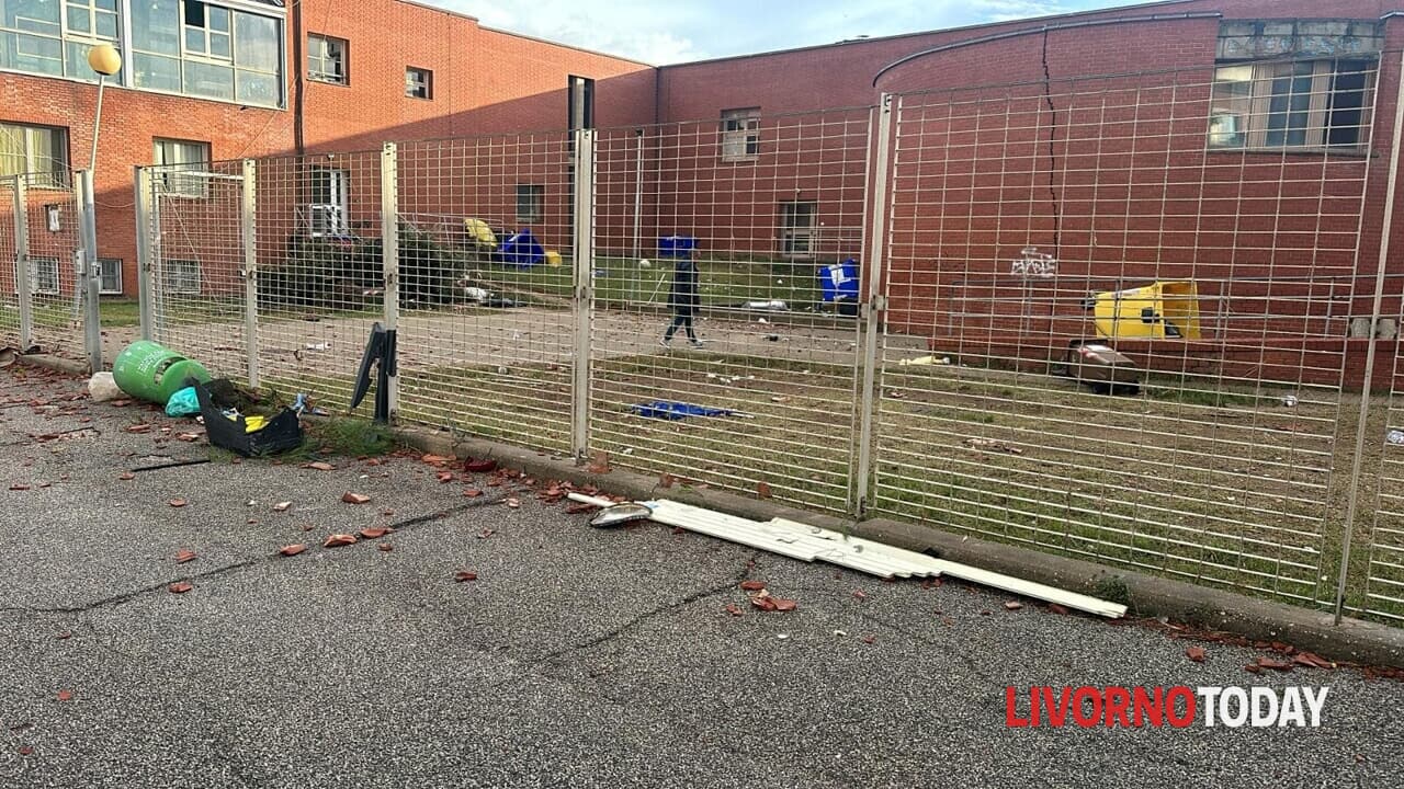 Scuola Banditella danneggiata dal tornado, chiusa per due giorni