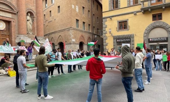 Siena in piazza per la Palestina, 'Basta violenza' | Valdelsa.net