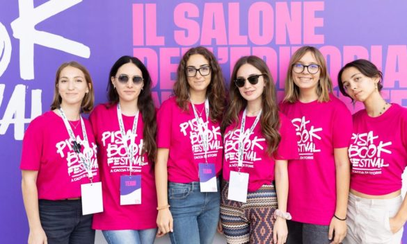 Studenti liceali presenti al "Pisa Book Festival" come protagonisti