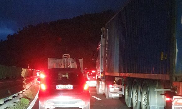 Tamponamento Autopalio in direzione Siena causa traffico paralizzato.