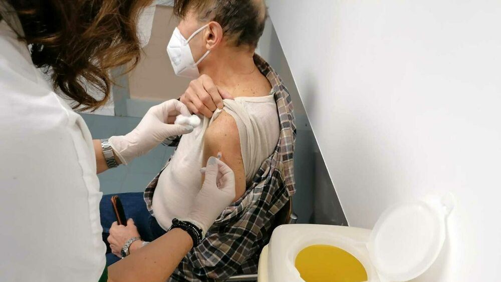 Vaccinazione Covid e influenza negli ambulatori dei medici di famiglia dal 16 ottobre.