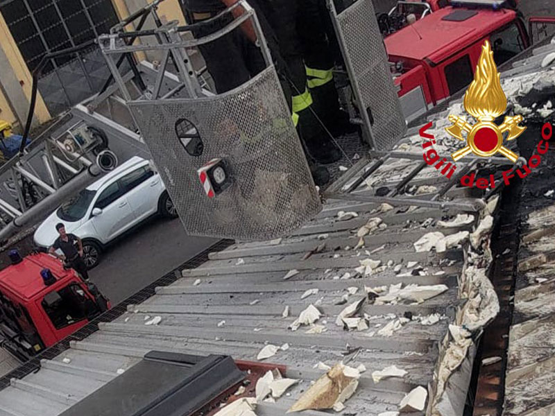 Vigili del fuoco impegnati in tre interventi a Firenze.