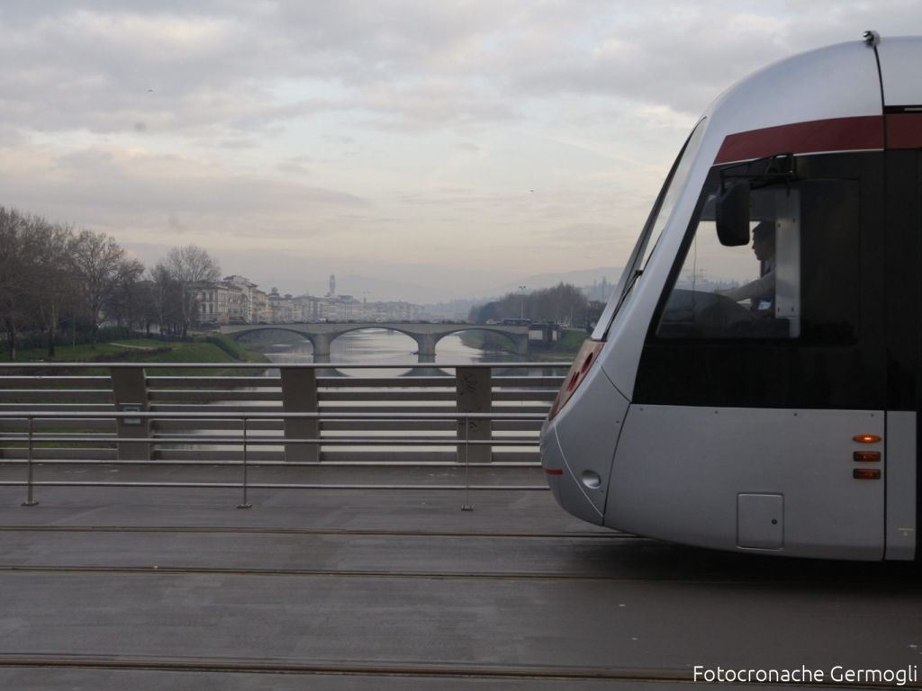 Visite guidate 'Tram-E-D'Arte' a Firenze, scopri la città lungo la tramvia gratis.