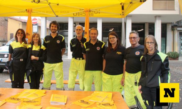 Volontari Protezione civile di Merate promuovono "Io non rischio" in piazza.