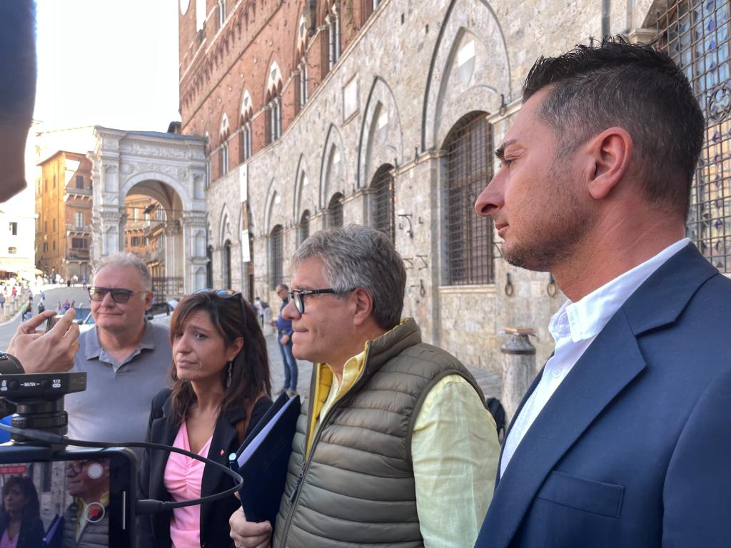 Whirlpool, sindaco chiede aiuto premier Meloni e ministro Urso (Siena News)