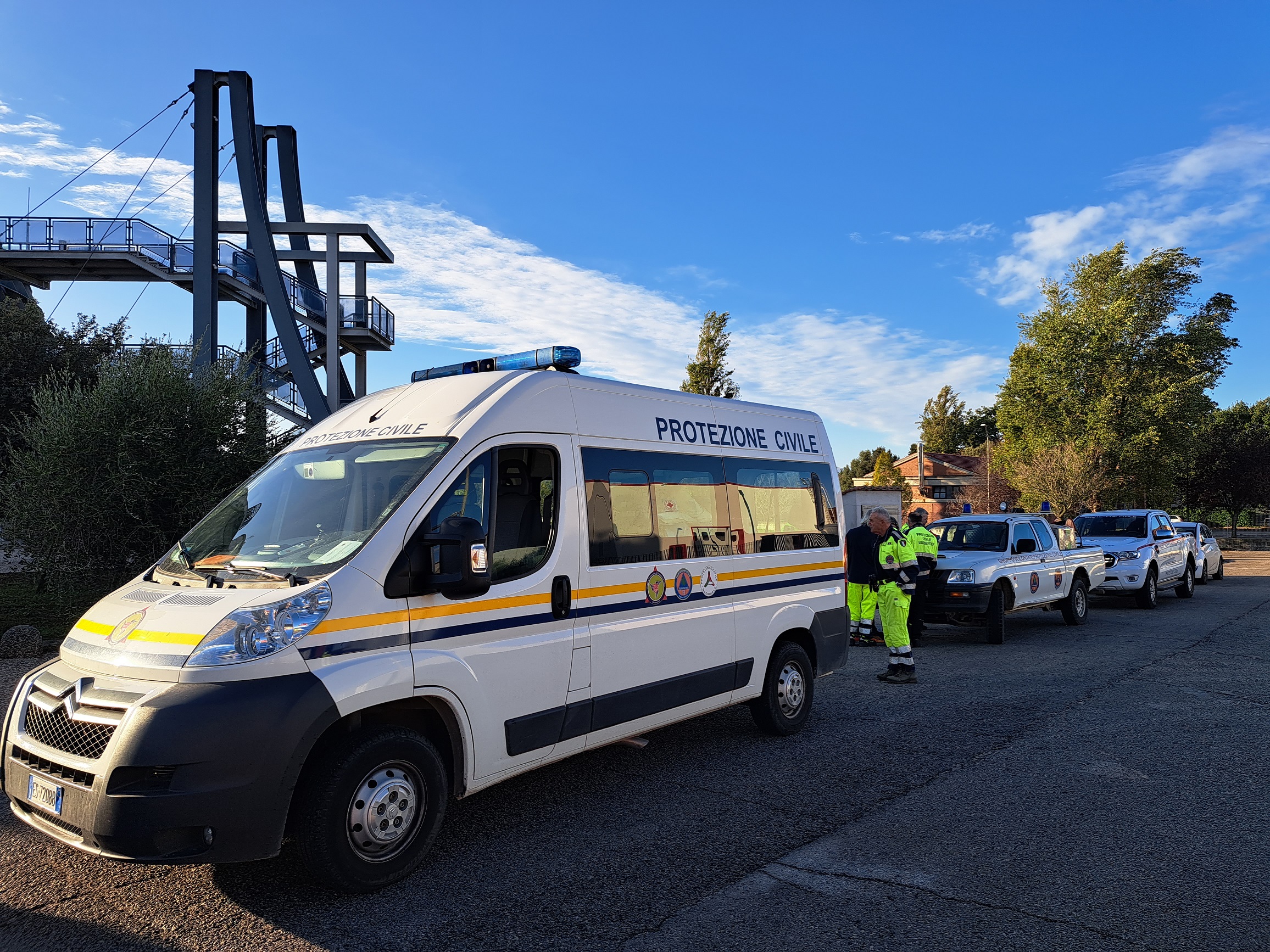 22 volontari umbri a Prato per supportare i cittadini colpiti dall'alluvione.