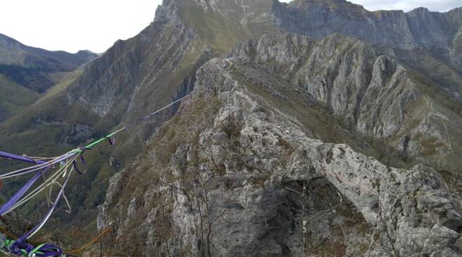 Le Alpi Apuane di Stazzema diventano scenario e location prediletta pdf il tricklining