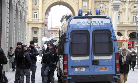 Arrivo di 30 agenti a Firenze per il centro, Confcommercio critica la prefetta