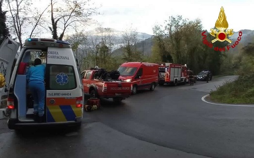 Automobilista precipita in dirupo vicino Monteperpoli, trasportata d'urgenza a Cisanello Pisa