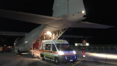 Bambina di una settimana in pericolo, volo ambulanza per Roma