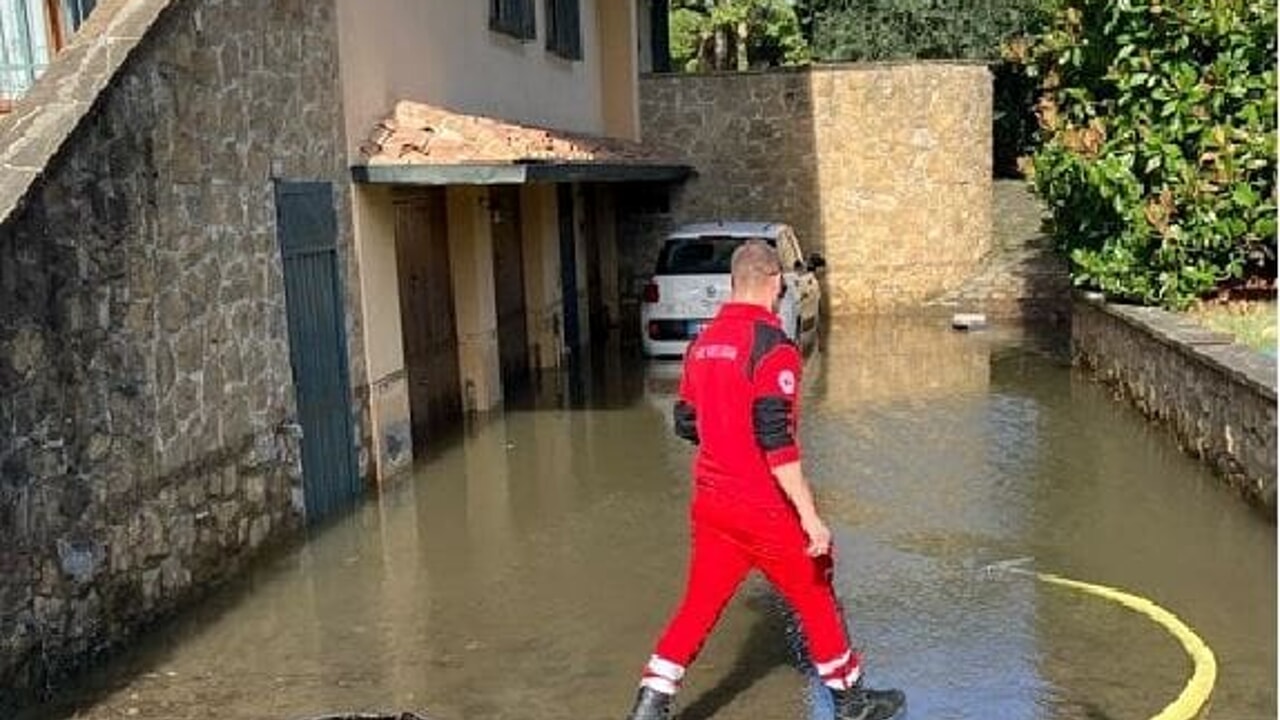 Conti afferma, "Proteggere Marina"; Trapani criticizza e domanda, "Scuole aperte?"