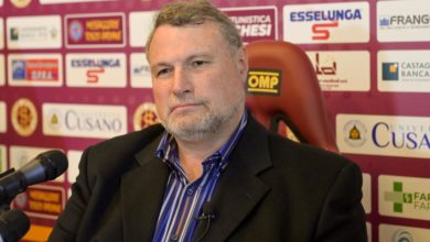 Il presidente di Livorno riconosce i problemi ma mantiene fiducia nella squadra
