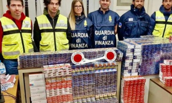 Livorno, sequestrati 66 chili di sigarette di contrabbando, due denunciati