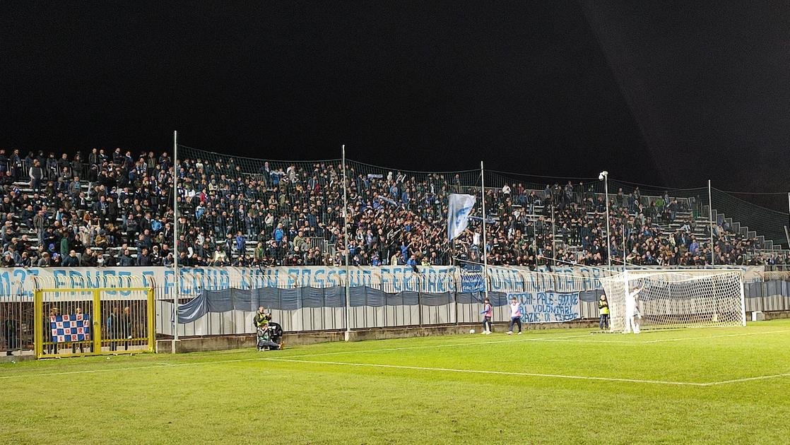 Derby da incubo, Prato sconfitto 3-1 dalla Pistoiese.