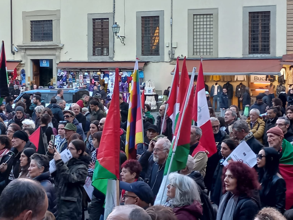 Firenze, manifestazione pro Palestina al centro.