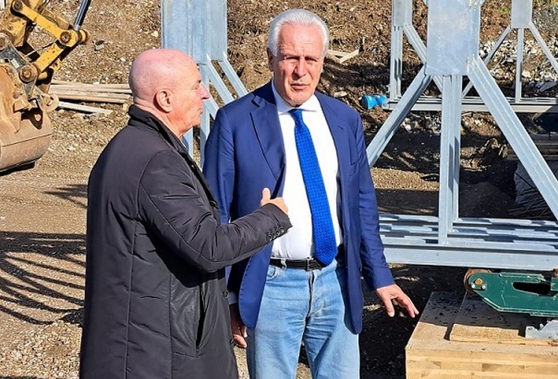 Giani visita cantieri Tre ponti a Livorno - gonews.it