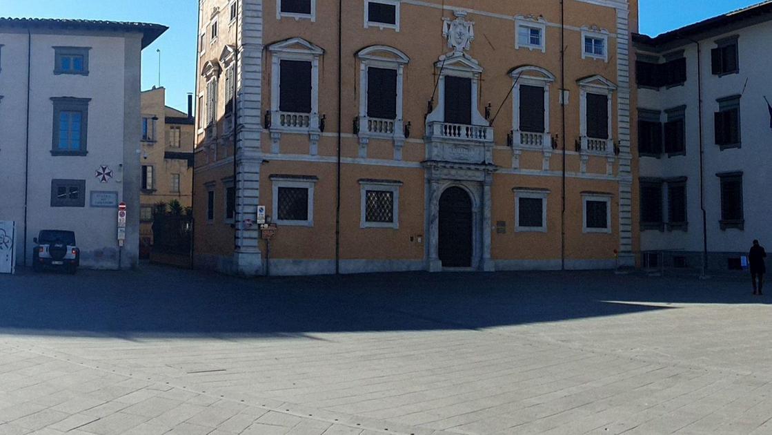 Il genio in Piazza dei Cavalieri, capolavoro di Giorgio Vasari, patria dei Nobel.