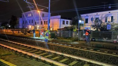 Incidente mortale alla stazione di Cascina, disagi sulla linea Pisa-Firenze.