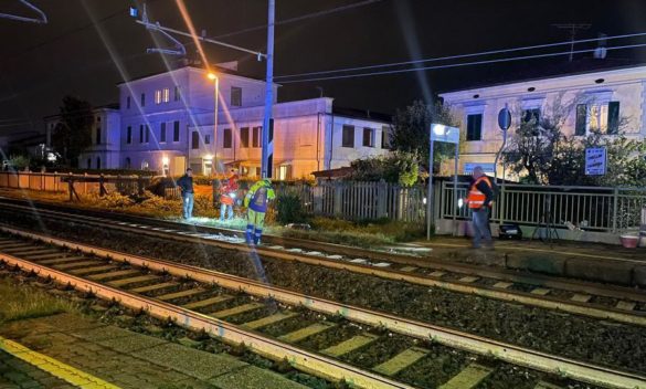 Incidente mortale alla stazione di Cascina, disagi sulla linea Pisa-Firenze.