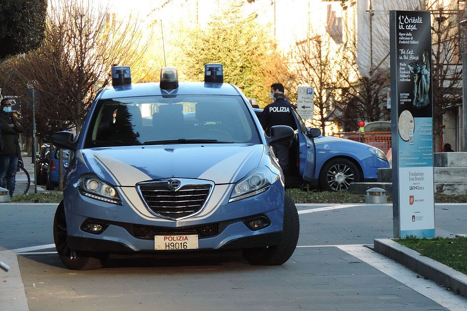 Inseguito e arrestato un ricercato dalla polizia.