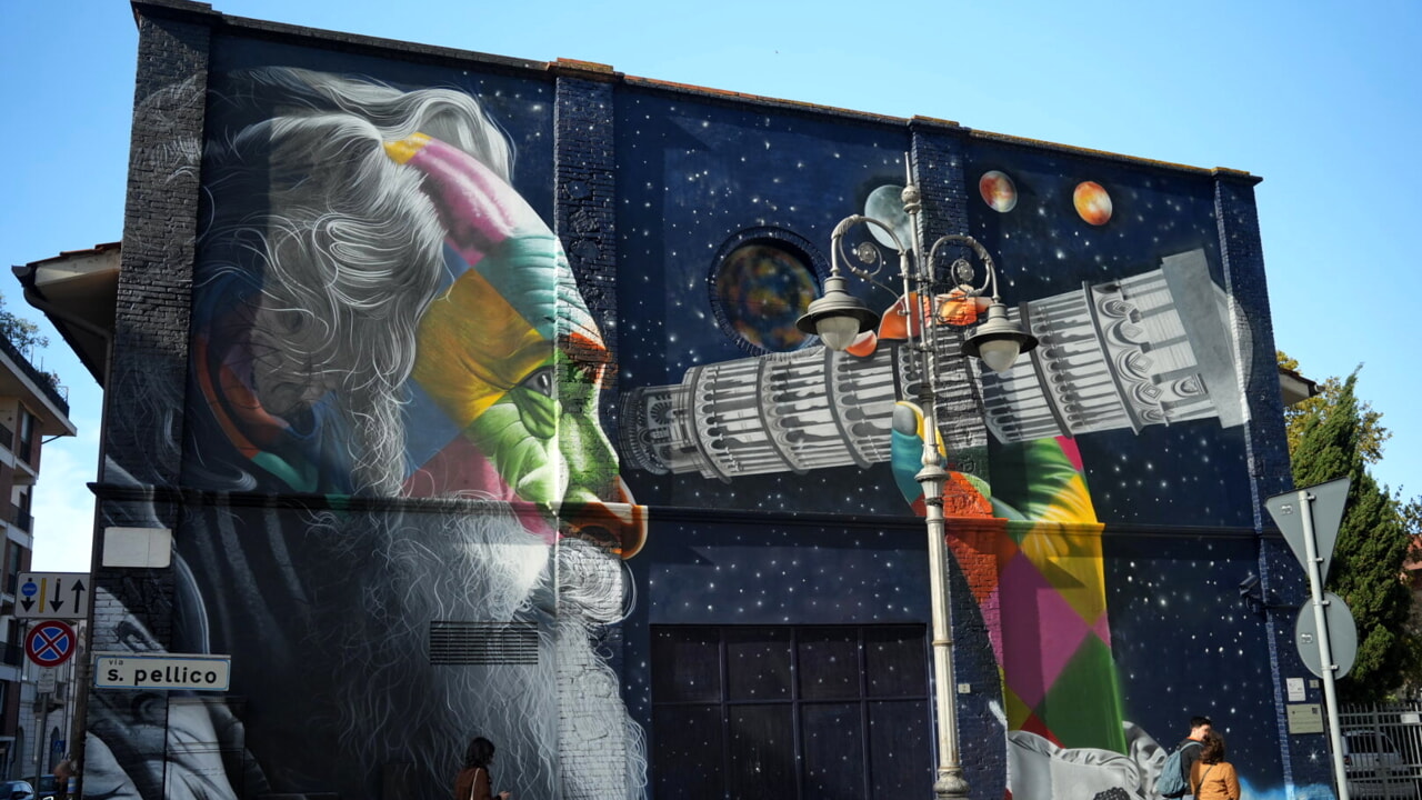 Kobra realizza a Pisa un'imponente opera murale.